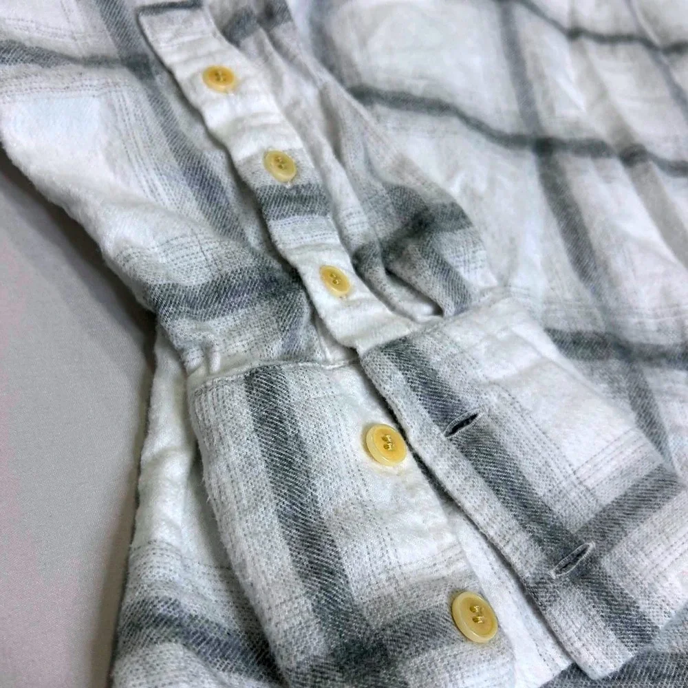 Banana Republic Mens Large Tall White Grey Plaid Flannel LS Classic Shirt 772526